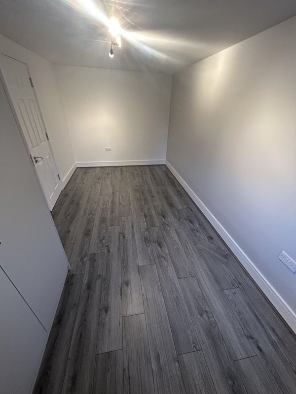 3 rooms available to rent - student accommodation in Harrow - img_8