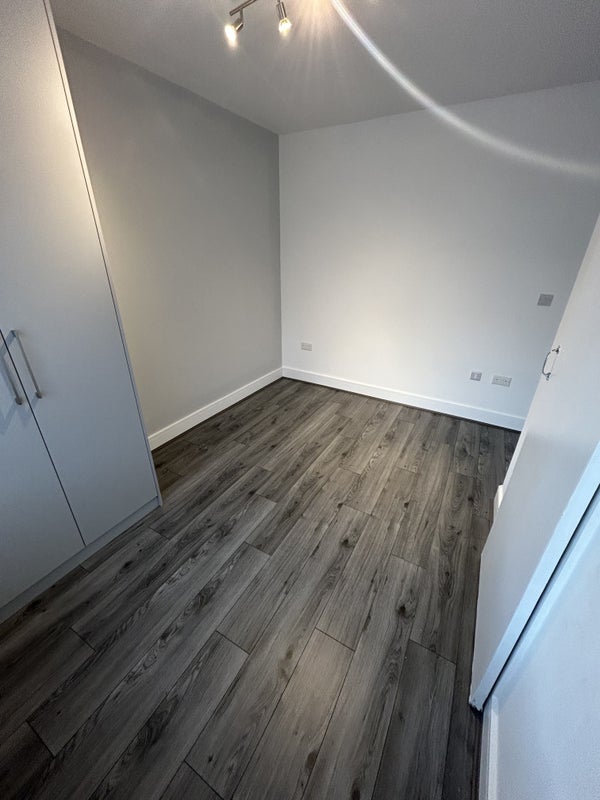 3 rooms available to rent - student accommodation in Harrow - img_4
