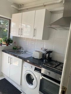 3 Rooms in a house - student accommodation in Wood Green - img_4