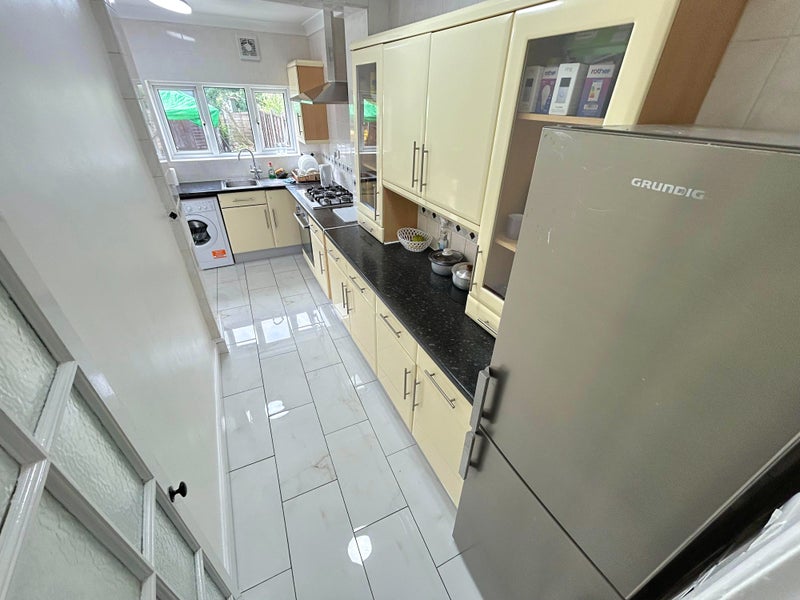 3 Rooms in Walthamstow E17 - All Bills Included - student accommodation in London - img_5