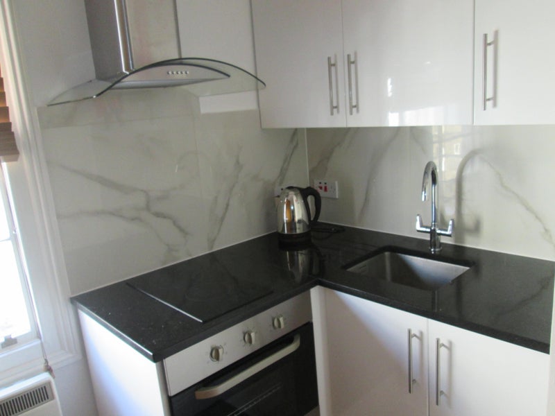 30th Aug / Hyde Park / Queensway /studio apartment - student accommodation in Bayswater - img_6