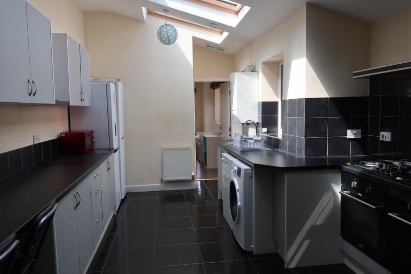 34 Dartmouth Rd, 6 Double Rooms Available - student accommodation in Selly Oak - img_6