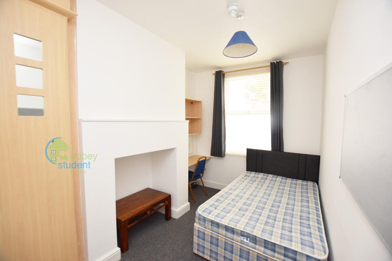 37 Garden Lane CH1 4En - Female Student House - student accommodation in Chester - img_1