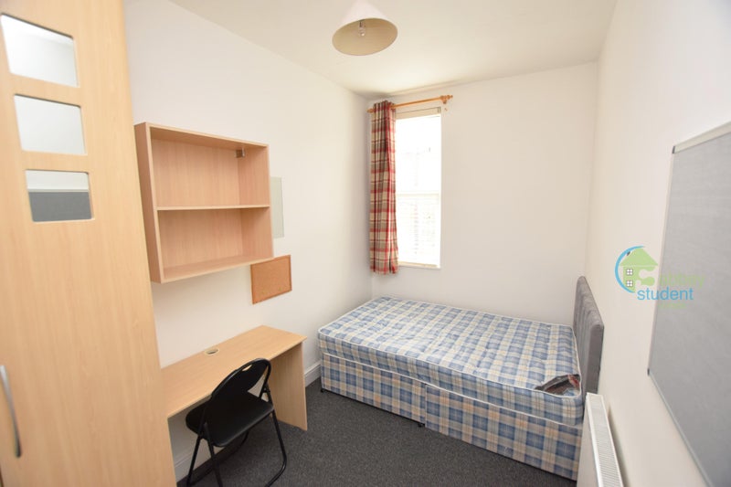 37 Garden Lane CH1 4En - Female Student House - student accommodation in Chester - img_3