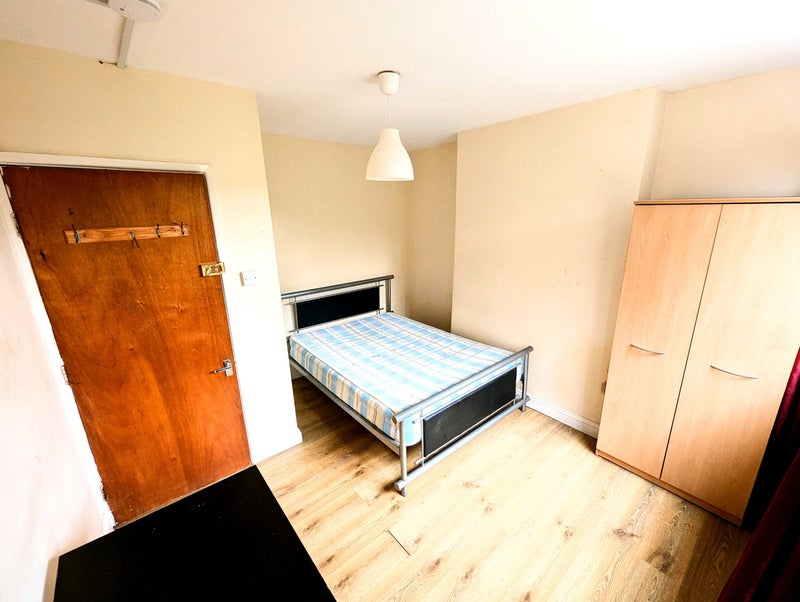 4 bed property Beeston - student accommodation in Beeston - img_2
