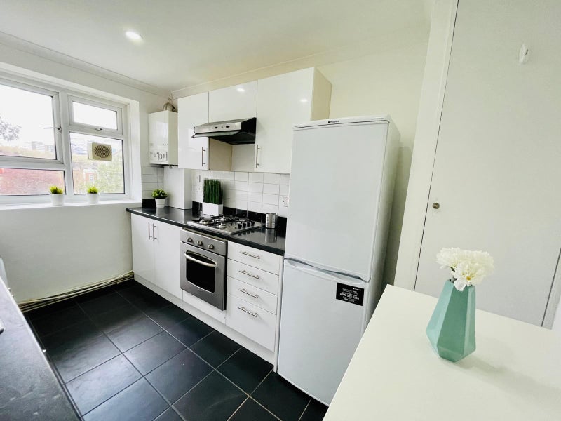 4 Paoramic Rooms in Zone 1 - student accommodation in London SE11 - img_15
