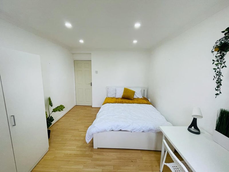 4 Paoramic Rooms in Zone 1 - student accommodation in London SE11 - img_14