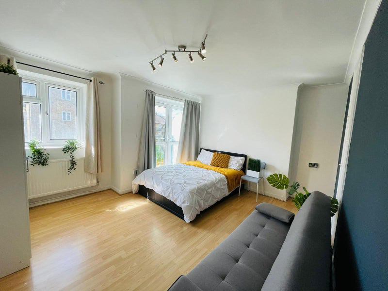 4 Paoramic Rooms in Zone 1 - student accommodation in London SE11 - img_9