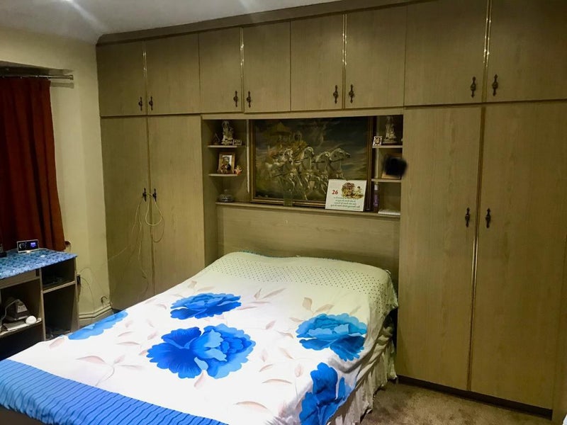 5 Bed semi Detached  ( Vegetarian house) - student accommodation in Wembley - img_1