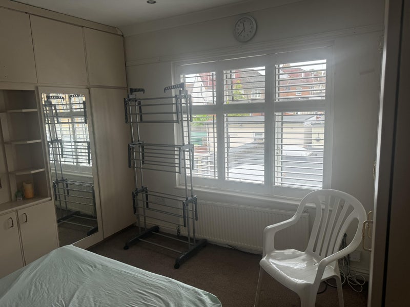 5 Bed semi Detached  ( Vegetarian house) - student accommodation in Wembley - img_4