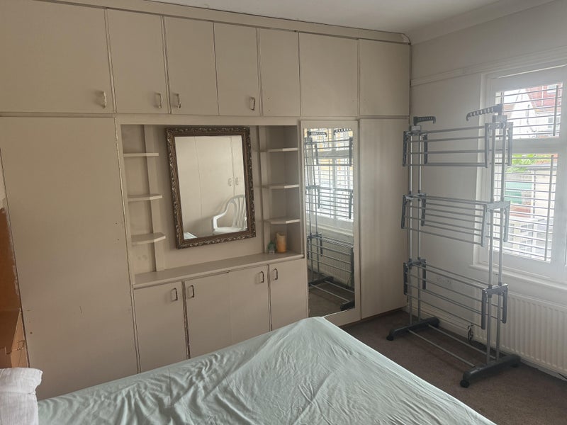 5 Bed semi Detached  ( Vegetarian house) - student accommodation in Wembley - img_6