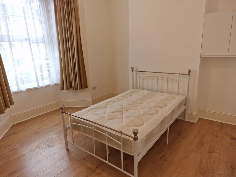 5 Bed Terraced House, Bowness Road, SE6 - student accommodation in Catford - img_3