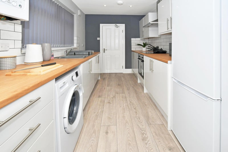 5 bed/4 Bath great property close to Hanley & Uni - student accommodation in Hanley - img_5