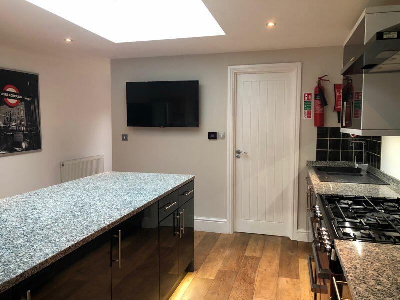 5 bedroom house share for rent - student accommodation in Worcester - img_2