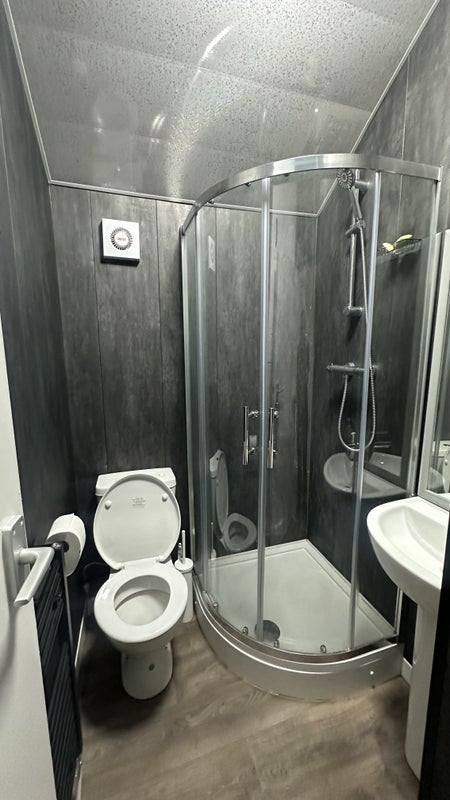 5 Double Students Bed Rooms - Excluding Bills - student accommodation in Middlesbrough - img_1