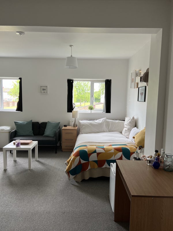 5 studio rooms - student accommodation in Canley - img_3