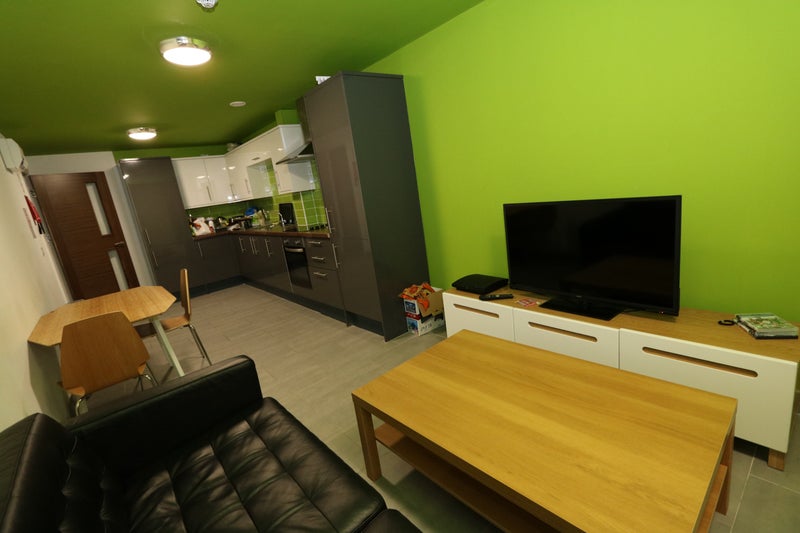 6 bed all ensuite - Furnished - Bills Included - student accommodation in Coventry - img_2