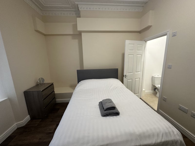 6 bedroom Property just off Mutley (1 room left) - student accommodation in Plymouth - img_7