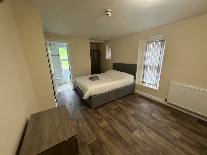 6 bedroom Property just off Mutley (1 room left) - student accommodation in Plymouth - img_13