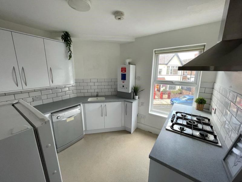 6 Bedrooms Available in a House on Smithdown Road - student accommodation in Liverpool - img_8