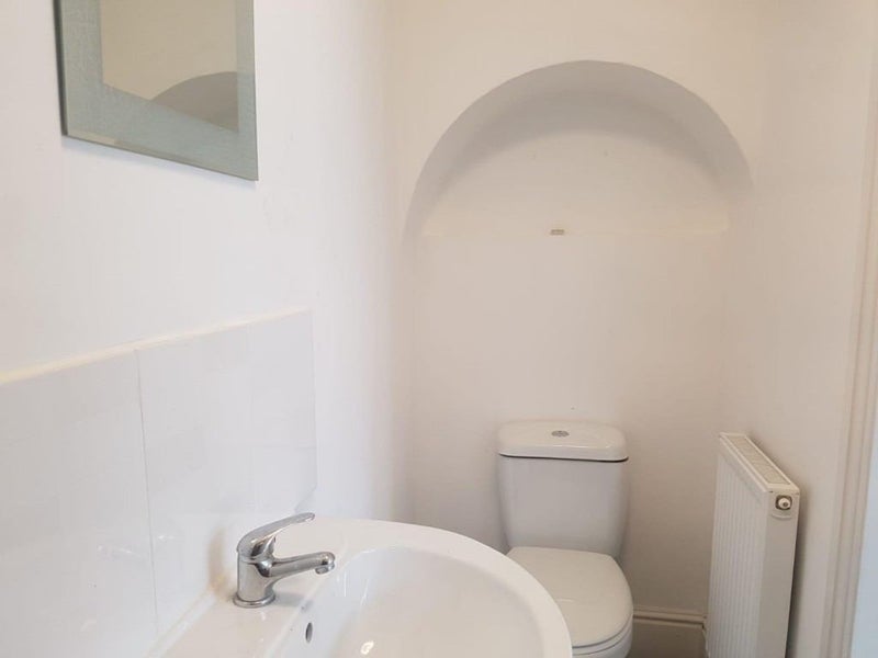 7 Bedrooms All With Ensuites - student accommodation in Lincoln - img_3