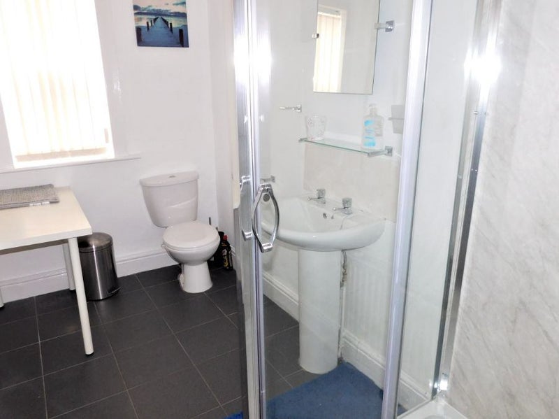 8 bedroom student property  - student accommodation in Liverpool - img_14