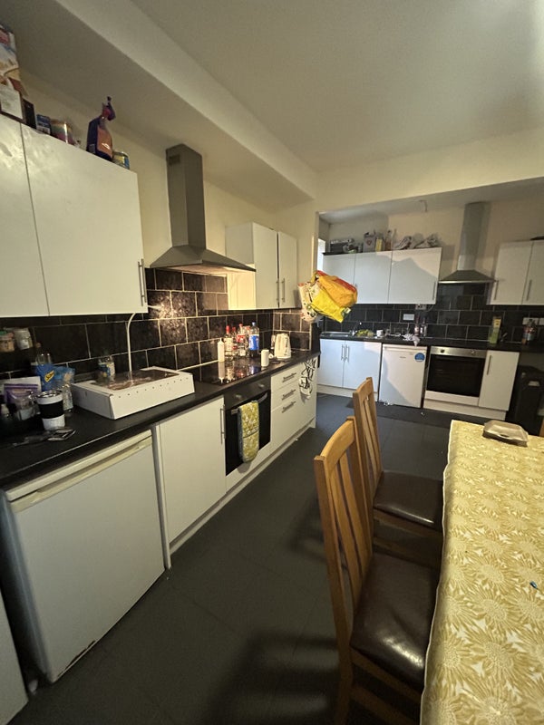 8 bedroom student property  - student accommodation in Liverpool - img_11