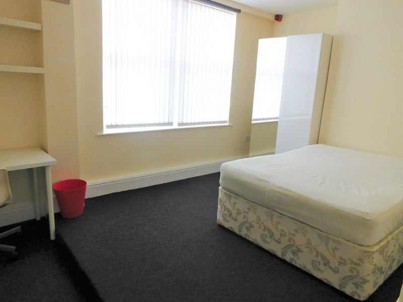 8 bedroom student property  - student accommodation in Liverpool - img_6