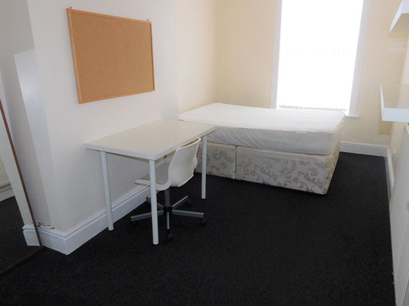 8 bedroom student property  - student accommodation in Liverpool - img_5