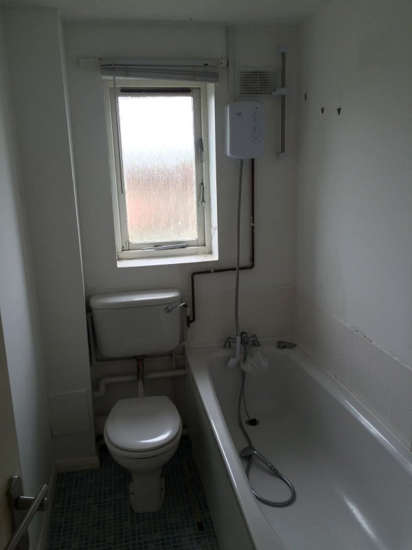 1 bedroom in a house share to rent student accommodation in Enfield - img_7