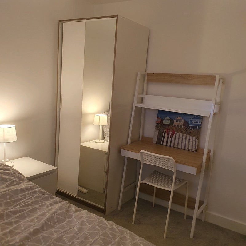A cozy double room for a student /professional - student accommodation in Manchester - img_5