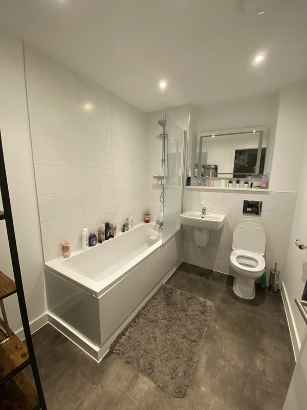 A Large Furnished Double in a New House M6. - student accommodation in Salford - img_6