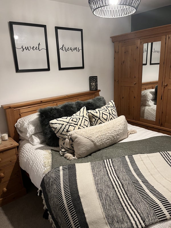 A must see double room - student accommodation in Tongham - img_4