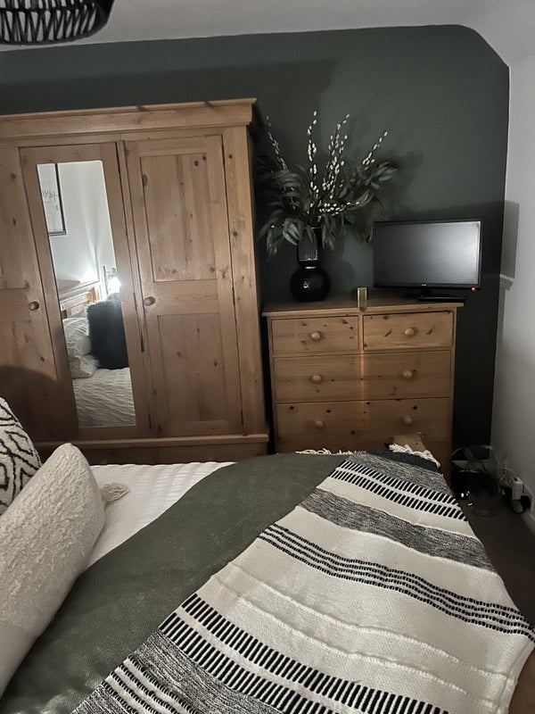 A must see double room - student accommodation in Tongham - img_5