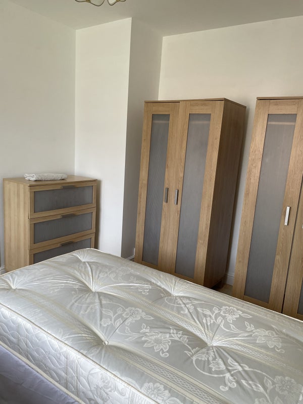 A nice double room to let in peaceful house - student accommodation in Twickenham - img_4