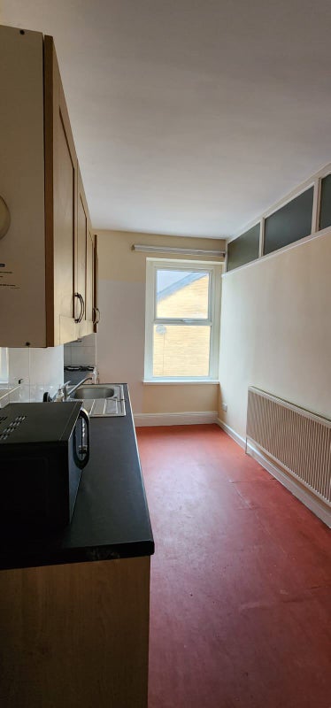 A short walk from the University & the hospital - student accommodation in Bradford - img_6