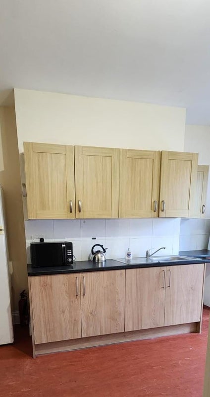 A short walk from the University & the hospital - student accommodation in Bradford - img_7