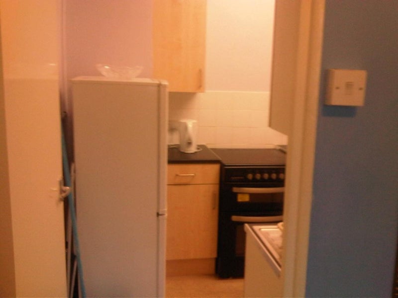 A single room for rent around Angel area - student accommodation in Angel - img_4