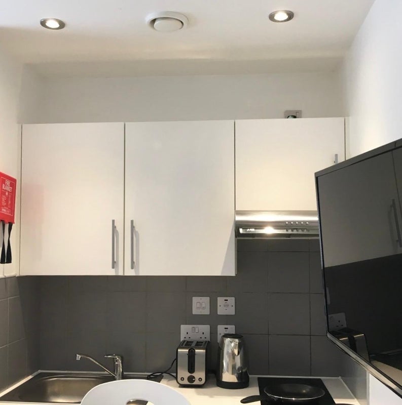 A studio apartment at Host Hope Street Apartments - student accommodation in Liverpool - img_2
