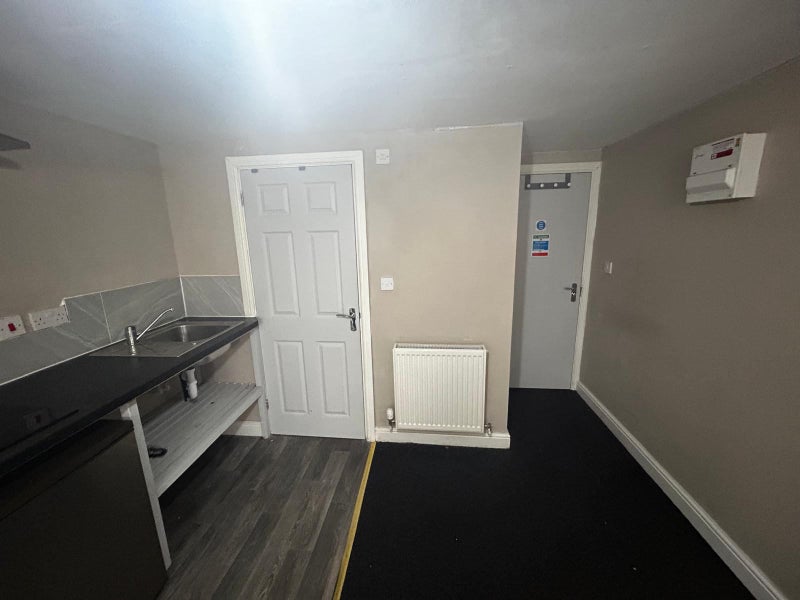 Albany Annex 15 Studio - Students ONLY Property! - student accommodation in Nottingham - img_9