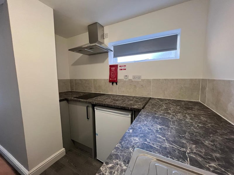 Alfreton Road Studio Available - student accommodation in Nottingham - img_3