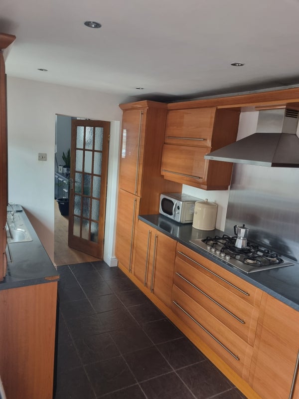 All Bills Inc. Large Double Room in Great Location - student accommodation in Crosby - img_2