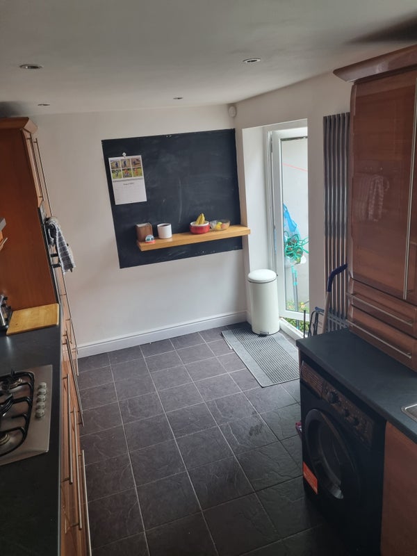 All Bills Inc. Large Double Room in Great Location - student accommodation in Crosby - img_3
