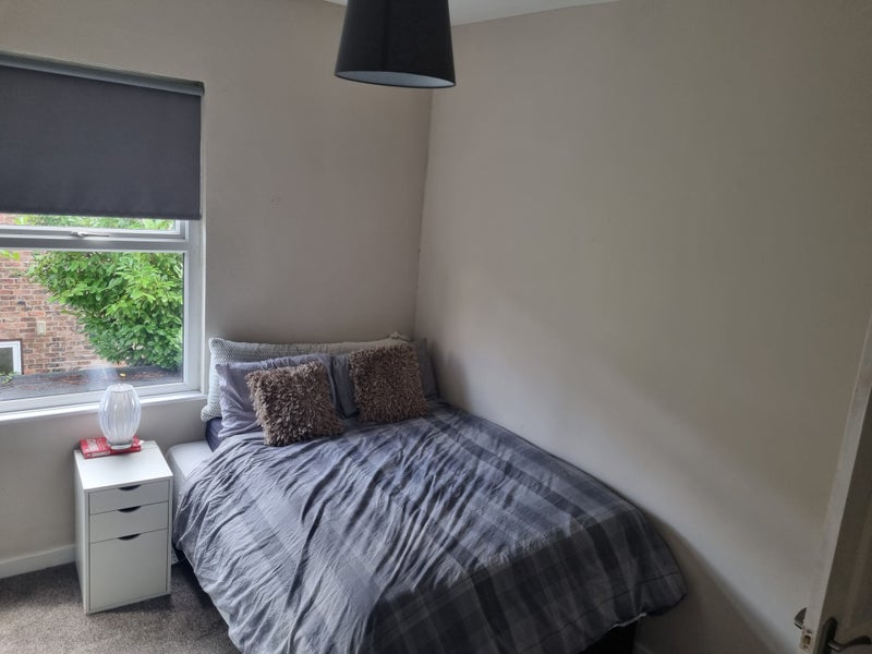 All Bills Inc. Large Double Room in Great Location - student accommodation in Crosby - img_5