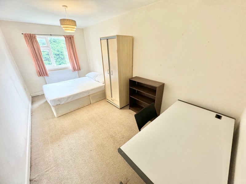 ***All Bills Inc Large Room Near Leic Uni*** - student accommodation in Leicester - img_3
