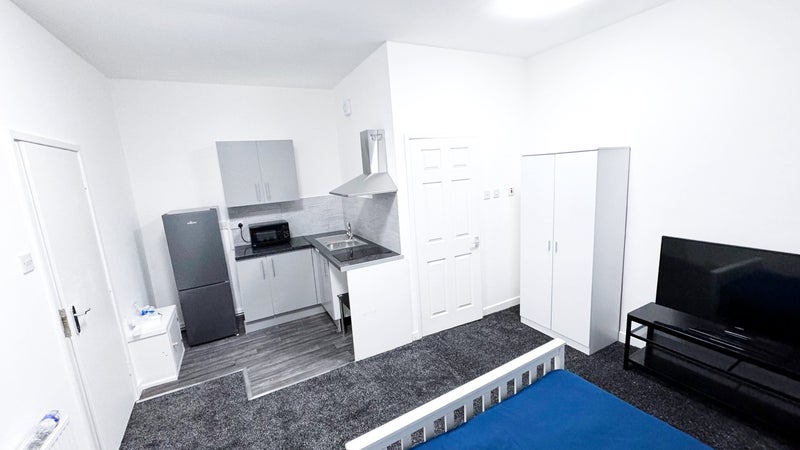 4 Double En-Suite Bedrooms Available For Rent student accommodation in Liverpool - img_1