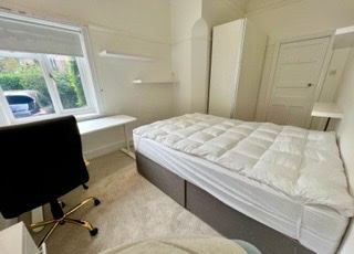 Alum Chine -very close to beach Great Position . - student accommodation in Westbourne - img_6