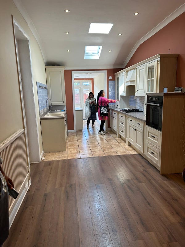 Amazing double bedroom - student accommodation in Barking - img_2