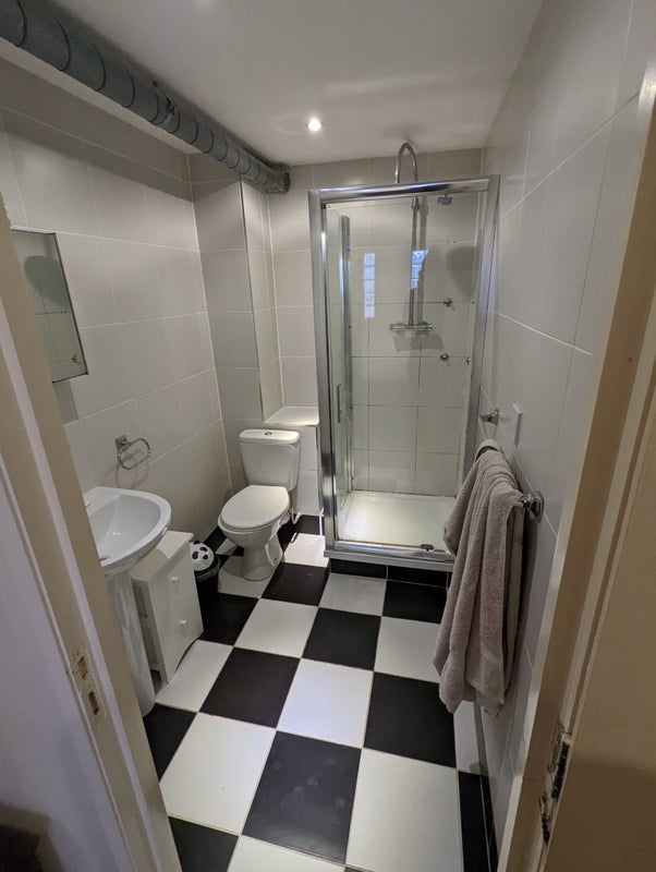 Amazing duplex 2 bed 3 bath, office & parking! - student accommodation in Manchester City Centre - img_9