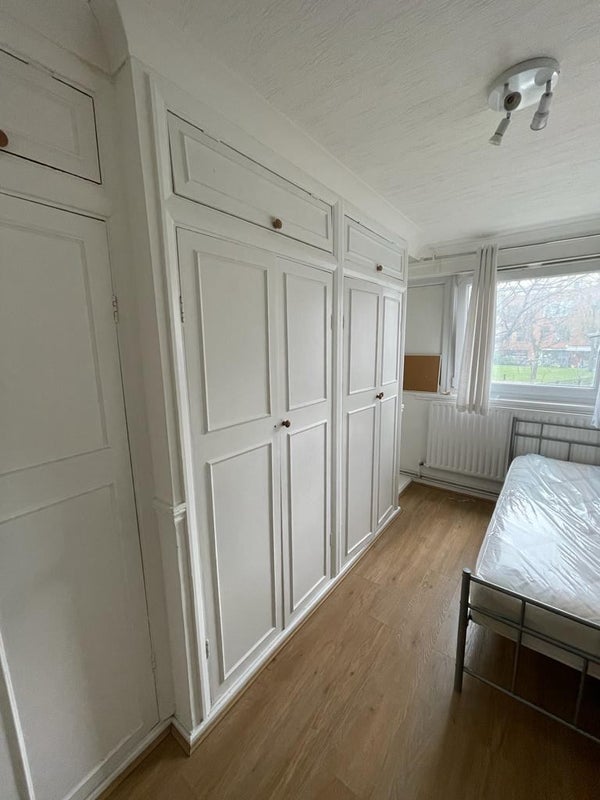 Amazing Room In Mile End Bills Inc CLEAN FLAT👋 - student accommodation in Bow - img_1
